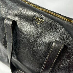 FOSIL pebbled leather handbag